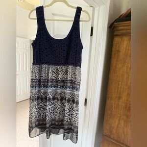 Chic Sleeveless Dress with Blue Crochet Top